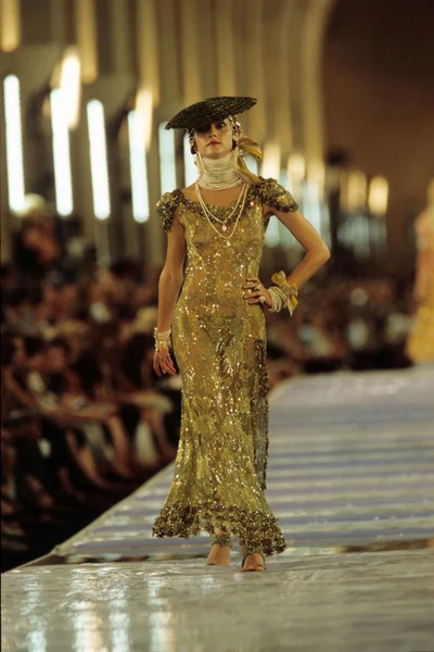 Look 33
